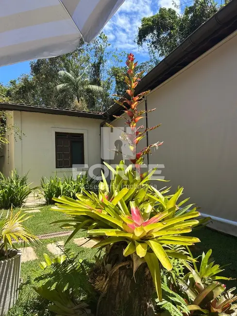 Foto 2 de Casa de Condomínio com 5 quartos à venda e para alugar, 373m2 em Bertioga - SP