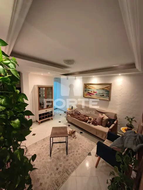 Foto 1 de Casa com 2 quartos à venda, 125m2 em Jardim Bela Vista, Mogi Das Cruzes - SP