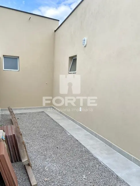 Casa de Condomínio com 2 quartos à venda, 50m2 em Vila São Paulo, Mogi Das Cruzes - SP - imagem 3 Foto 3 de Casa de Condomínio com 2 quartos à venda, 50m2 em Vila São Paulo, Mogi Das Cruzes - SP