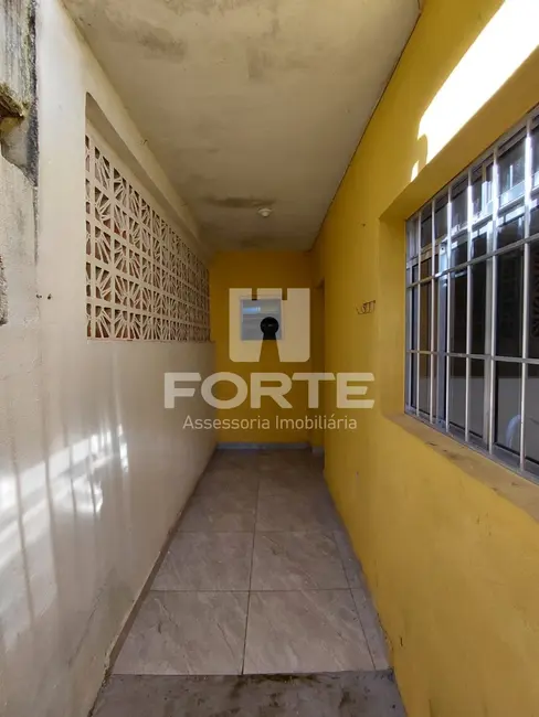 Casa com 2 quartos para alugar, 70m2 em Vila Brasileira, Mogi Das Cruzes - SP - imagem 6 Foto 6 de Casa com 2 quartos para alugar, 70m2 em Vila Brasileira, Mogi Das Cruzes - SP