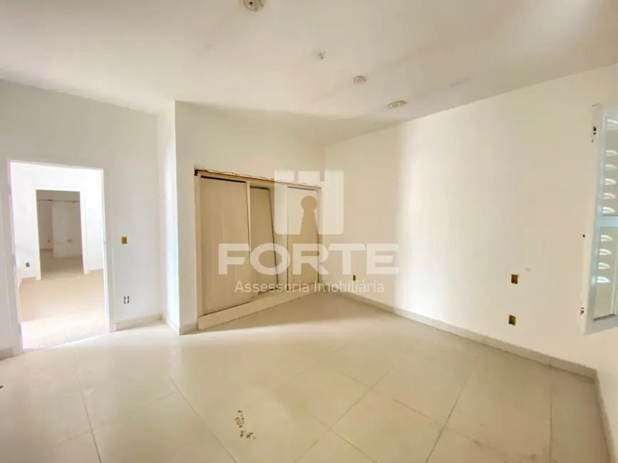 Sala Comercial à venda e para alugar, 515m2 em Centro, Mogi Das Cruzes - SP - imagem 7 Foto 7 de Sala Comercial à venda e para alugar, 515m2 em Centro, Mogi Das Cruzes - SP