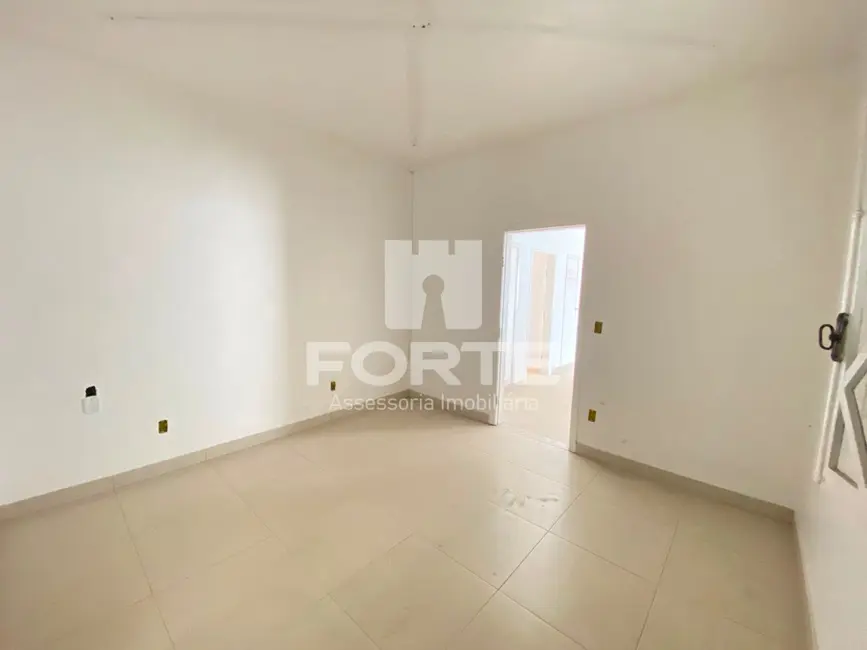 Sala Comercial à venda e para alugar, 515m2 em Centro, Mogi Das Cruzes - SP - imagem 3 Foto 3 de Sala Comercial à venda e para alugar, 515m2 em Centro, Mogi Das Cruzes - SP