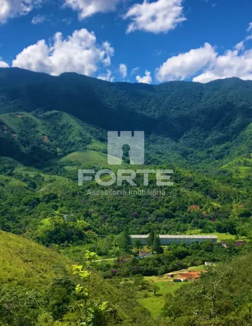 Foto 5 de Fazenda / Haras com 4 quartos à venda, 200m2 em Chácara da Galega, Pindamonhangaba - SP