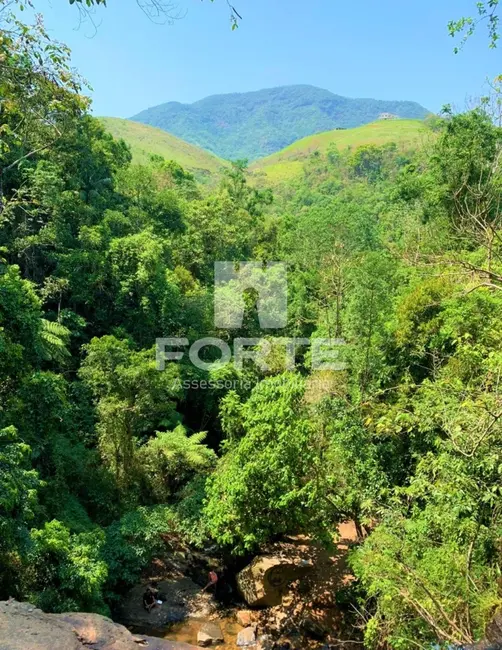 Foto 4 de Fazenda / Haras com 4 quartos à venda, 200m2 em Chácara da Galega, Pindamonhangaba - SP