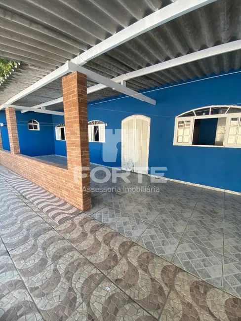 Foto 1 de Chácara com 4 quartos à venda e para alugar, 280m2 em Taiaçupeba, Mogi Das Cruzes - SP