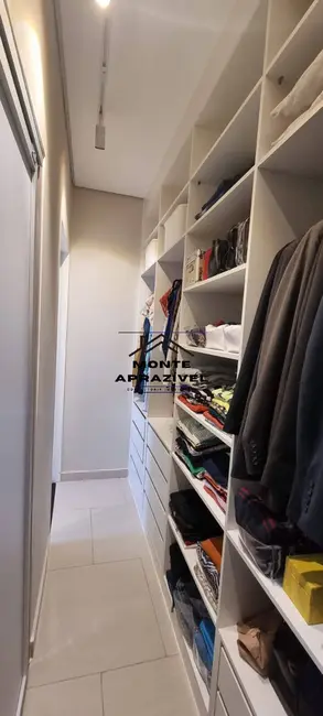 Casa com 3 quartos à venda, 385m2 em Jardim do Bosque, Suzano - SP - imagem 9 Foto 9 de Casa com 3 quartos à venda, 385m2 em Jardim do Bosque, Suzano - SP