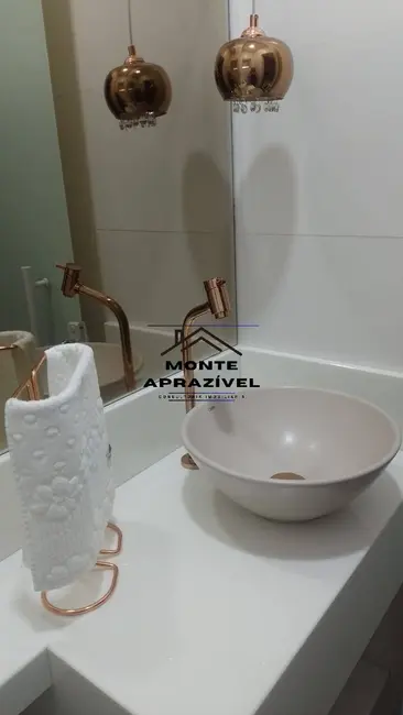 Casa com 3 quartos à venda, 385m2 em Jardim do Bosque, Suzano - SP - imagem 3 Foto 3 de Casa com 3 quartos à venda, 385m2 em Jardim do Bosque, Suzano - SP