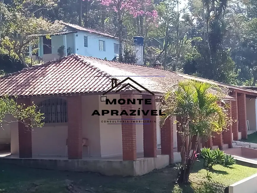 Chácara com 3 quartos à venda, 1000m2 em Chácaras Casemiro, Suzano - SP - imagem 4 Foto 4 de Chácara com 3 quartos à venda, 1000m2 em Chácaras Casemiro, Suzano - SP