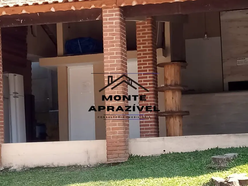 Chácara com 3 quartos à venda, 1000m2 em Chácaras Casemiro, Suzano - SP - imagem 2 Foto 2 de Chácara com 3 quartos à venda, 1000m2 em Chácaras Casemiro, Suzano - SP