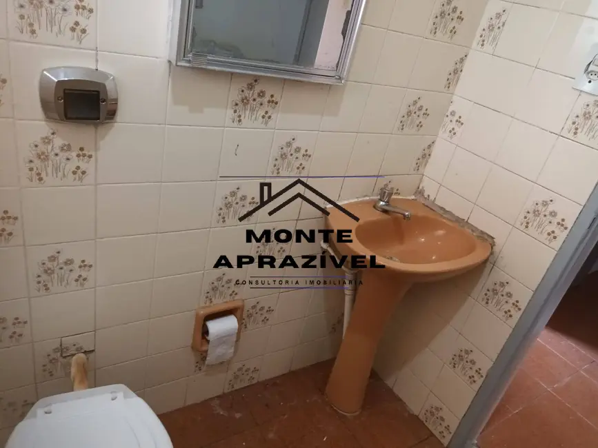 Chácara com 7 quartos à venda, 2680m2 em Jardim das Lavras II, Suzano - SP - imagem 3 Foto 3 de Chácara com 7 quartos à venda, 2680m2 em Jardim das Lavras II, Suzano - SP