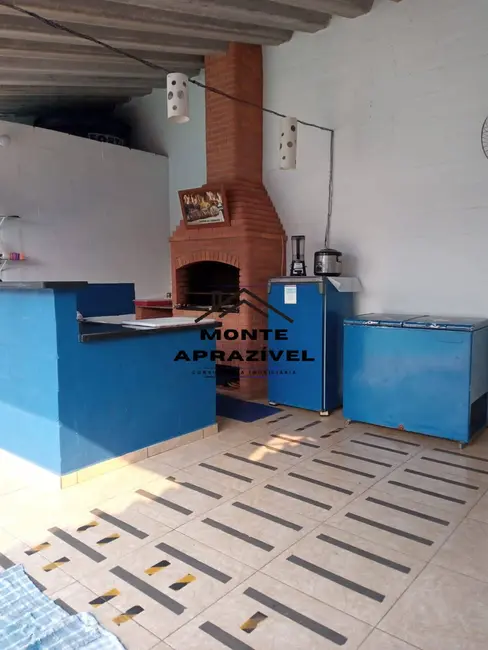 Chácara com 3 quartos à venda, 2141m2 em Centro, Suzano - SP - imagem 7 Foto 7 de Chácara com 3 quartos à venda, 2141m2 em Centro, Suzano - SP