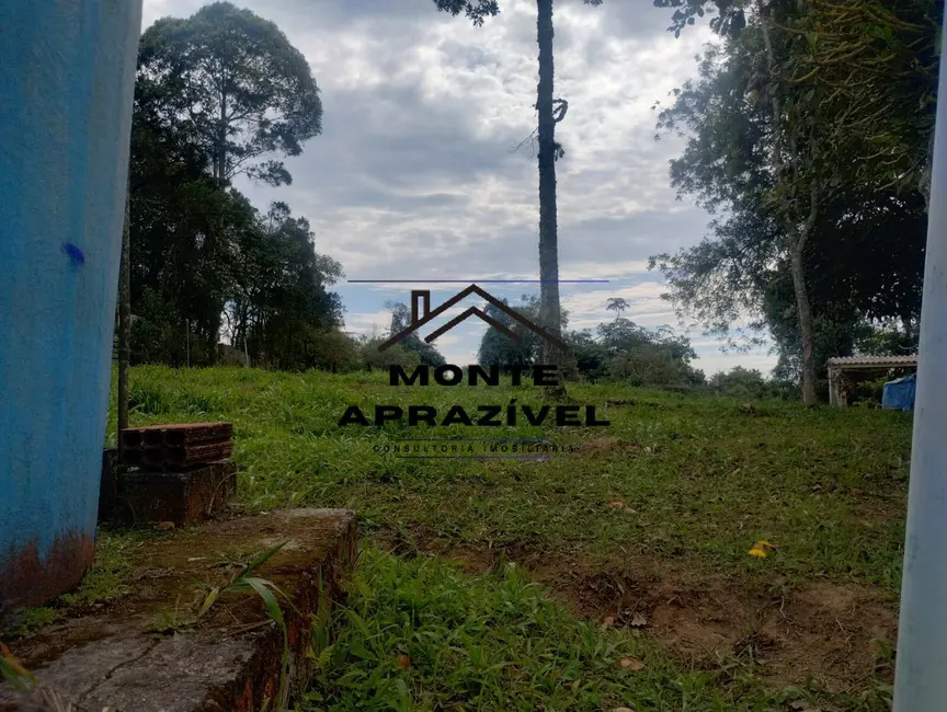 Chácara com 3 quartos à venda, 2005m2 em Ipelândia, Suzano - SP - imagem 7 Foto 7 de Chácara com 3 quartos à venda, 2005m2 em Ipelândia, Suzano - SP