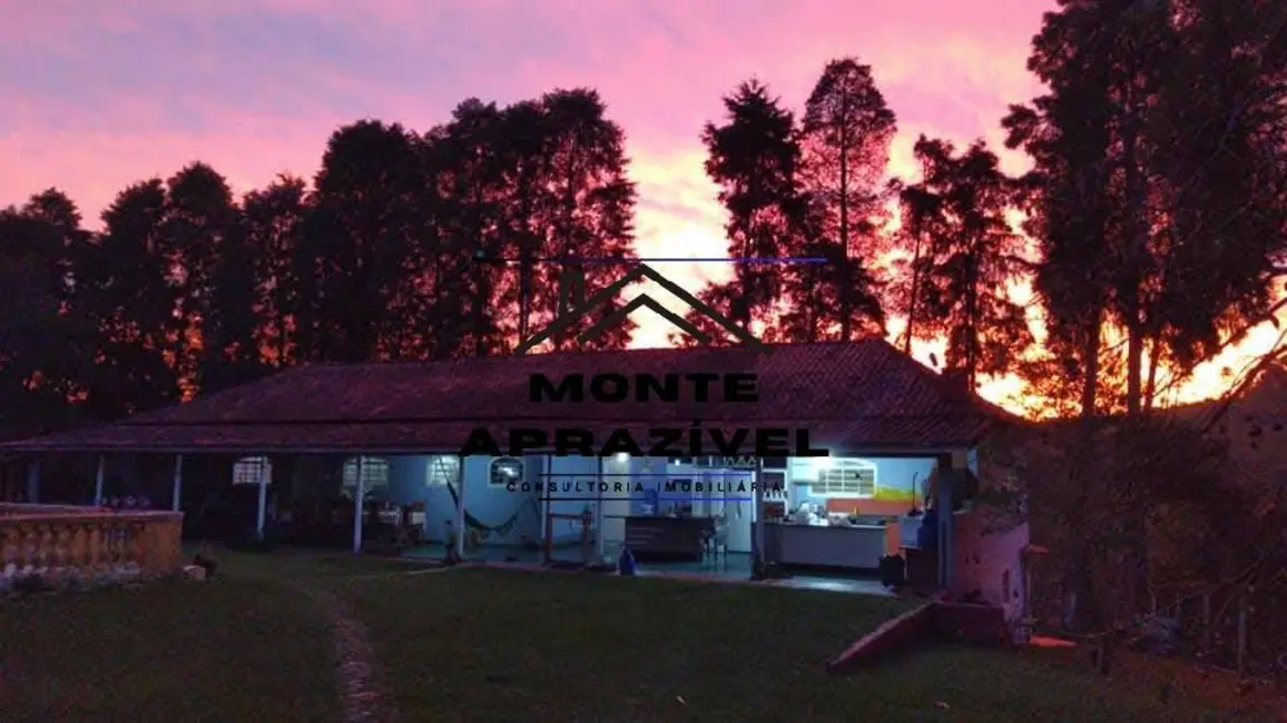 Chácara com 7 quartos à venda, 47000m2 em Ipelândia, Suzano - SP - imagem 3 Foto 3 de Chácara com 7 quartos à venda, 47000m2 em Ipelândia, Suzano - SP