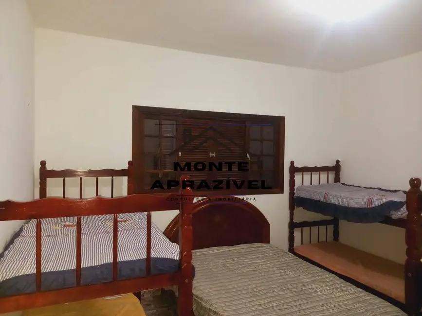 Chácara com 2 quartos à venda, 1000m2 em Chácara Recreio Internacional, Suzano - SP - imagem 6 Foto 6 de Chácara com 2 quartos à venda, 1000m2 em Chácara Recreio Internacional, Suzano - SP