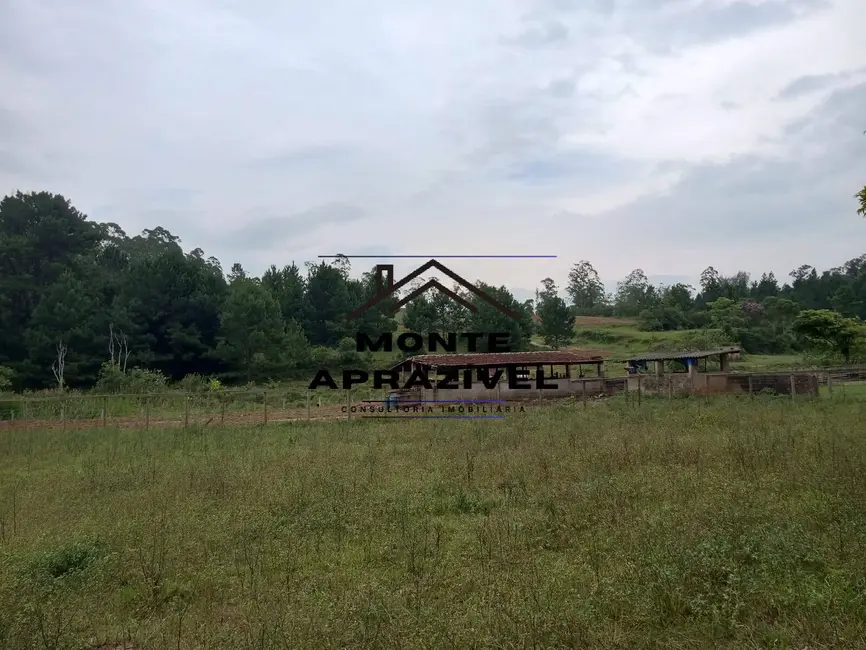 Sítio / Rancho com 8 quartos à venda, 411400m2 em Clube dos Oficiais, Suzano - SP - imagem 4 Foto 4 de Sítio / Rancho com 8 quartos à venda, 411400m2 em Clube dos Oficiais, Suzano - SP