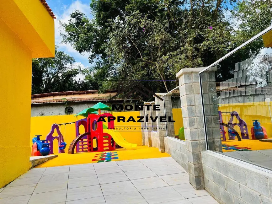 Chácara com 3 quartos à venda, 2000m2 em Guarulhos - SP - imagem 4 Foto 4 de Chácara com 3 quartos à venda, 2000m2 em Guarulhos - SP