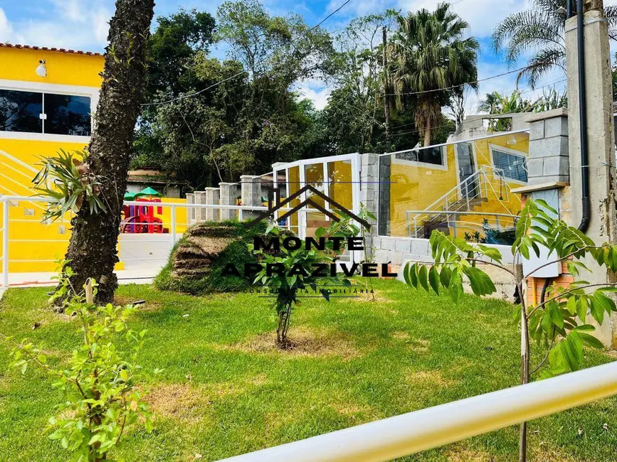 Chácara com 3 quartos à venda, 2000m2 em Guarulhos - SP - imagem 5 Foto 5 de Chácara com 3 quartos à venda, 2000m2 em Guarulhos - SP