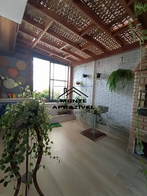 Casa com 2 quartos à venda, 266m2 em Represa, Ribeirao Pires - SP - imagem 6 Foto 6 de Casa com 2 quartos à venda, 266m2 em Represa, Ribeirao Pires - SP