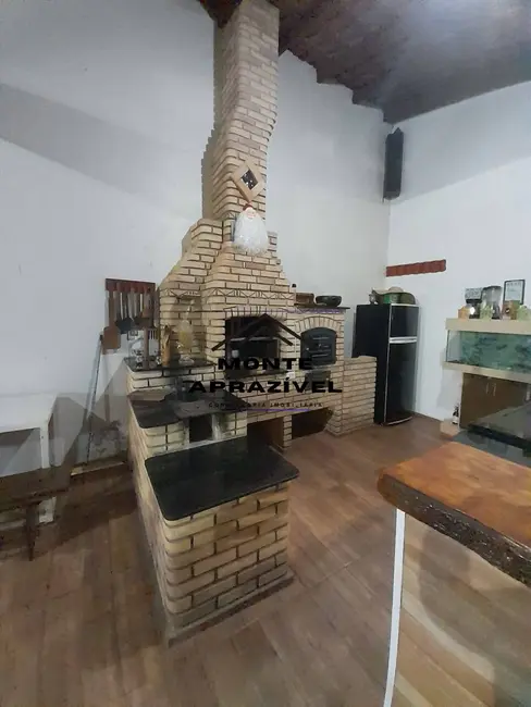 Chácara com 1 quarto à venda, 1300m2 em Estância São Luís, Suzano - SP - imagem 4 Foto 4 de Chácara com 1 quarto à venda, 1300m2 em Estância São Luís, Suzano - SP