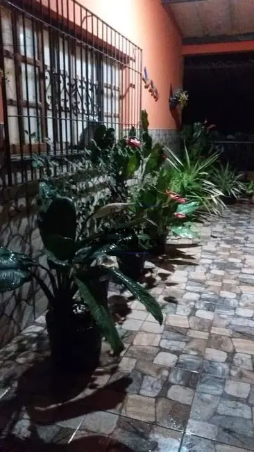 Chácara com 5 quartos à venda, 2000m2 em Chácara Recreio Internacional, Suzano - SP - imagem 6 Foto 6 de Chácara com 5 quartos à venda, 2000m2 em Chácara Recreio Internacional, Suzano - SP