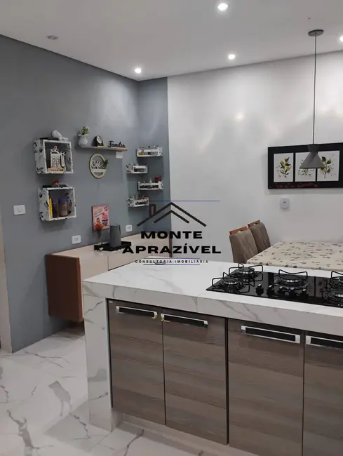 Foto 2 de Casa com 1 quarto à venda, 300m2 em Ipelândia, Suzano - SP