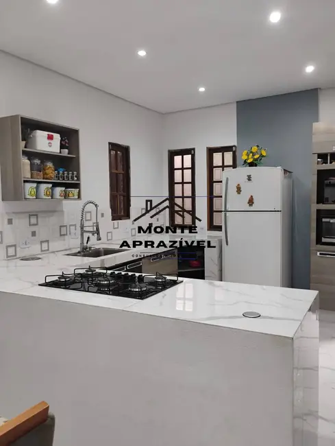 Foto 1 de Casa com 1 quarto à venda, 300m2 em Ipelândia, Suzano - SP
