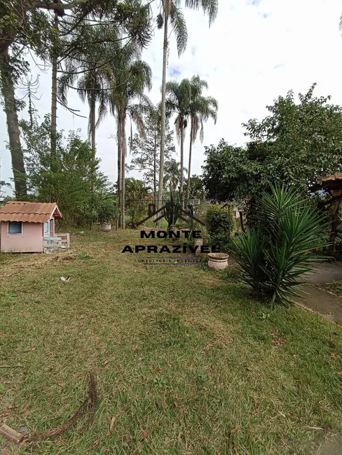 Chácara com 3 quartos à venda, 800m2 em Vila Nova das Lavras, Suzano - SP - imagem 2 Foto 2 de Chácara com 3 quartos à venda, 800m2 em Vila Nova das Lavras, Suzano - SP