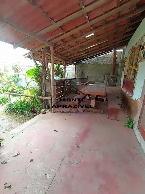 Chácara com 3 quartos à venda, 800m2 em Vila Nova das Lavras, Suzano - SP - imagem 6 Foto 6 de Chácara com 3 quartos à venda, 800m2 em Vila Nova das Lavras, Suzano - SP