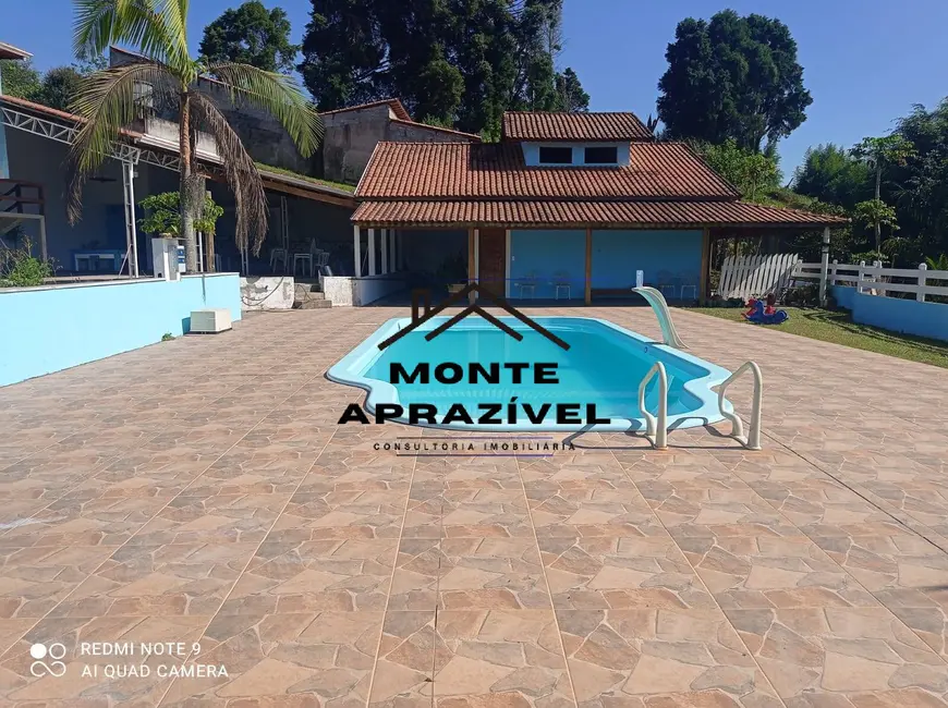 Chácara com 5 quartos para alugar, 3240m2 em Jardim Brasil, Suzano - SP - imagem 1 Foto 1 de Chácara com 5 quartos para alugar, 3240m2 em Jardim Brasil, Suzano - SP