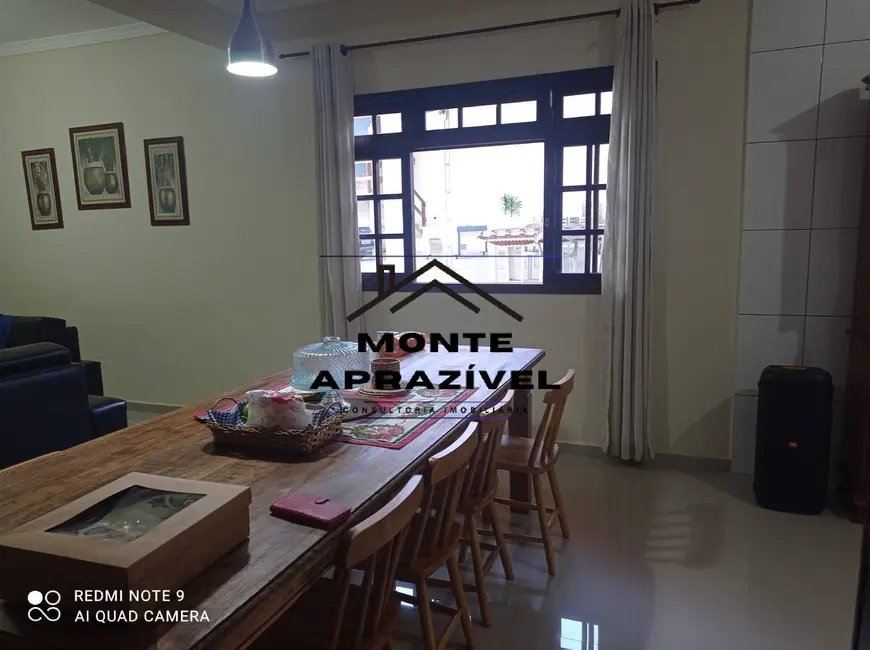 Chácara com 5 quartos para alugar, 3240m2 em Jardim Brasil, Suzano - SP - imagem 3 Foto 3 de Chácara com 5 quartos para alugar, 3240m2 em Jardim Brasil, Suzano - SP