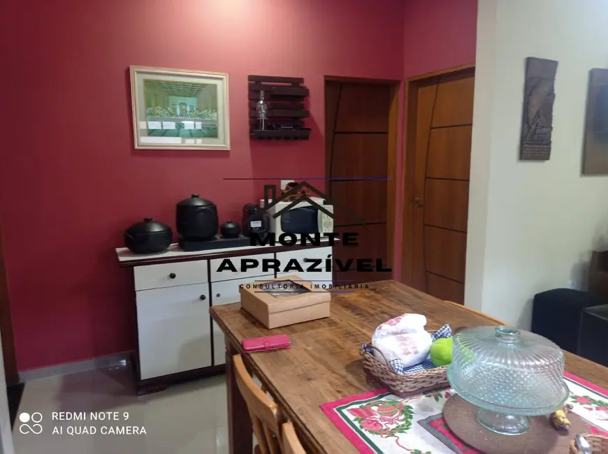 Chácara com 5 quartos para alugar, 3240m2 em Jardim Brasil, Suzano - SP - imagem 5 Foto 5 de Chácara com 5 quartos para alugar, 3240m2 em Jardim Brasil, Suzano - SP