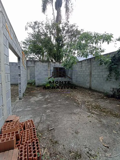 Chácara com 5 quartos à venda, 800m2 em Ipelândia, Suzano - SP - imagem 9 Foto 9 de Chácara com 5 quartos à venda, 800m2 em Ipelândia, Suzano - SP