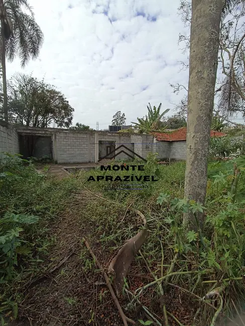 Chácara com 5 quartos à venda, 800m2 em Ipelândia, Suzano - SP - imagem 2 Foto 2 de Chácara com 5 quartos à venda, 800m2 em Ipelândia, Suzano - SP