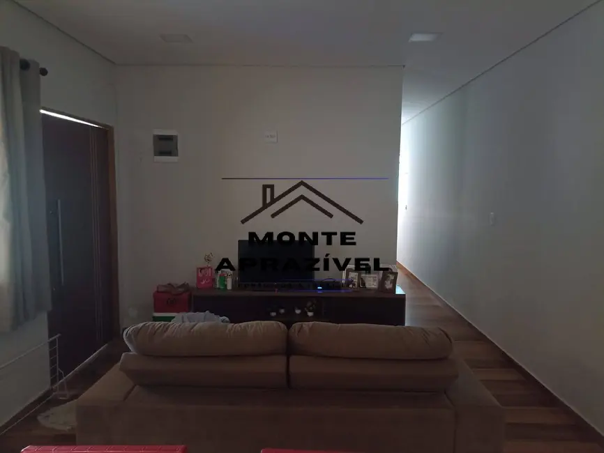 Foto 3 de Chácara com 2 quartos à venda, 500m2 em Parque das Varinhas, Mogi Das Cruzes - SP