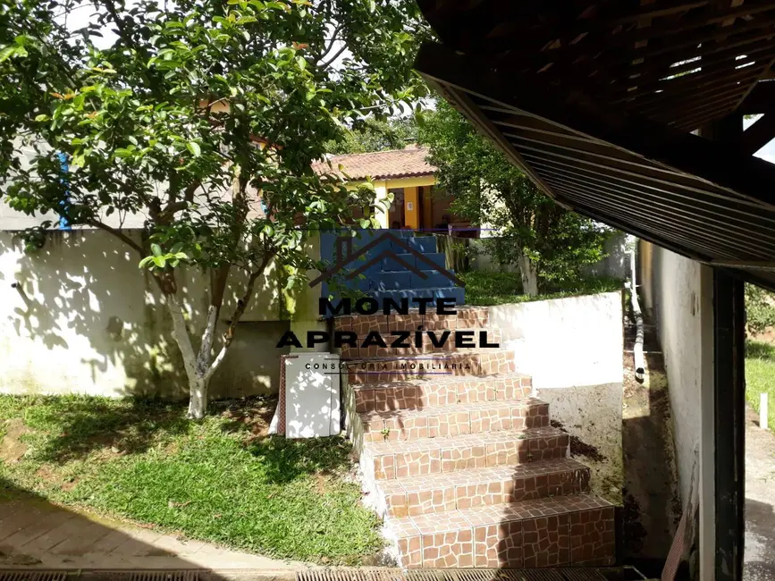 Foto 6 de Chácara com 4 quartos à venda, 1500m2 em Clube dos Oficiais, Suzano - SP