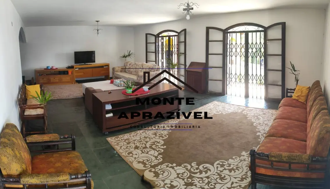 Chácara com 3 quartos à venda, 8000m2 em Somma, Ribeirao Pires - SP - imagem 3 Foto 3 de Chácara com 3 quartos à venda, 8000m2 em Somma, Ribeirao Pires - SP