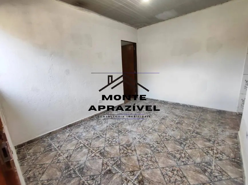 Casa com 3 quartos para alugar, 300m2 em Jardim Ikeda, Suzano - SP - imagem 3 Foto 3 de Casa com 3 quartos para alugar, 300m2 em Jardim Ikeda, Suzano - SP