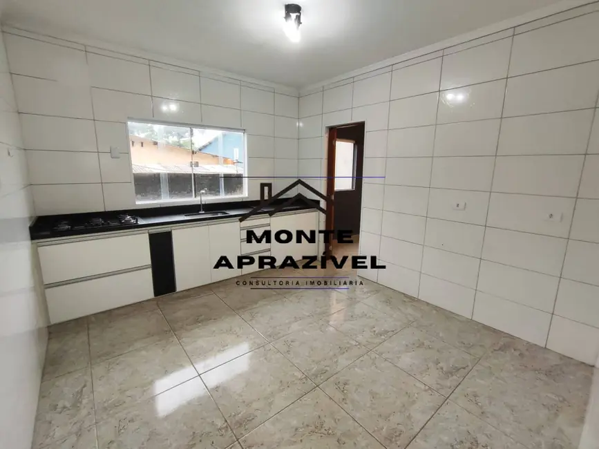 Casa com 4 quartos para alugar, 300m2 em Jardim Ana Rosa (Palmeiras), Suzano - SP - imagem 4 Foto 4 de Casa com 4 quartos para alugar, 300m2 em Jardim Ana Rosa (Palmeiras), Suzano - SP