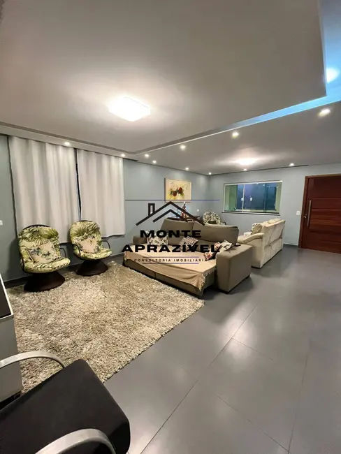 Chácara com 3 quartos para alugar, 1500m2 em Chácara Boa Vista Palmeiras, Suzano - SP - imagem 3 Foto 3 de Chácara com 3 quartos para alugar, 1500m2 em Chácara Boa Vista Palmeiras, Suzano - SP