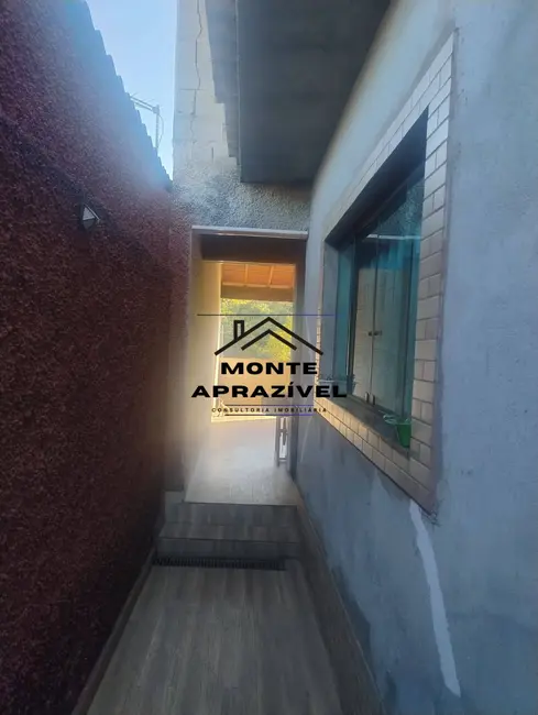 Foto 2 de Sobrado com 2 quartos à venda, 125m2 em Parque do Heroísmo, Suzano - SP