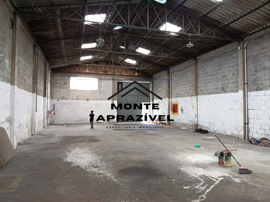 Armazém / Galpão para alugar, 260m2 em Palmeiras de São Paulo, Suzano - SP - imagem 4 Foto 4 de Armazém / Galpão para alugar, 260m2 em Palmeiras de São Paulo, Suzano - SP