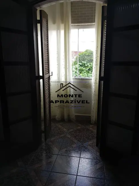 Foto 4 de Casa com 5 quartos à venda, 175m2 em Palmeiras de São Paulo, Suzano - SP