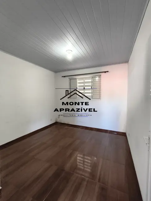 Foto 2 de Casa com 2 quartos para alugar, 250m2 em Vila São Pedro, Suzano - SP