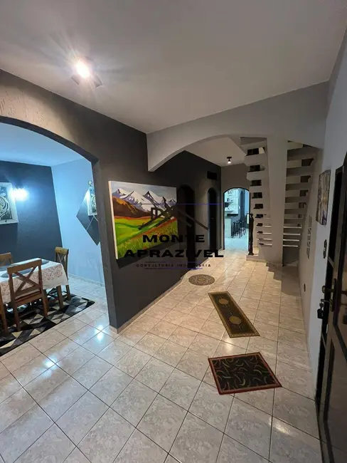 Foto 3 de Sobrado com 3 quartos à venda, 300m2 em Centro de Ouro Fino Paulista, Ribeirao Pires - SP