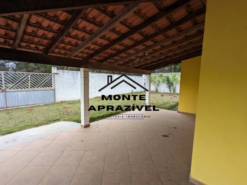 Chácara com 2 quartos à venda, 1000m2 em Chácara Recreio Internacional, Suzano - SP - imagem 9 Foto 9 de Chácara com 2 quartos à venda, 1000m2 em Chácara Recreio Internacional, Suzano - SP