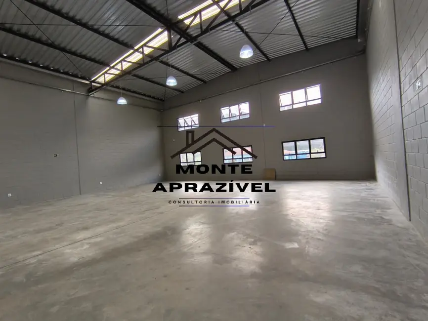 Armazém / Galpão para alugar, 742m2 em Bocaina, Ribeirao Pires - SP - imagem 8 Foto 8 de Armazém / Galpão para alugar, 742m2 em Bocaina, Ribeirao Pires - SP