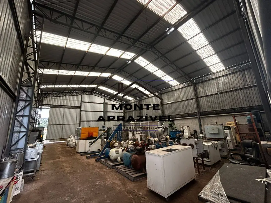 Sala Comercial à venda, 7000m2 em Ipelândia, Suzano - SP - imagem 4 Foto 4 de Sala Comercial à venda, 7000m2 em Ipelândia, Suzano - SP
