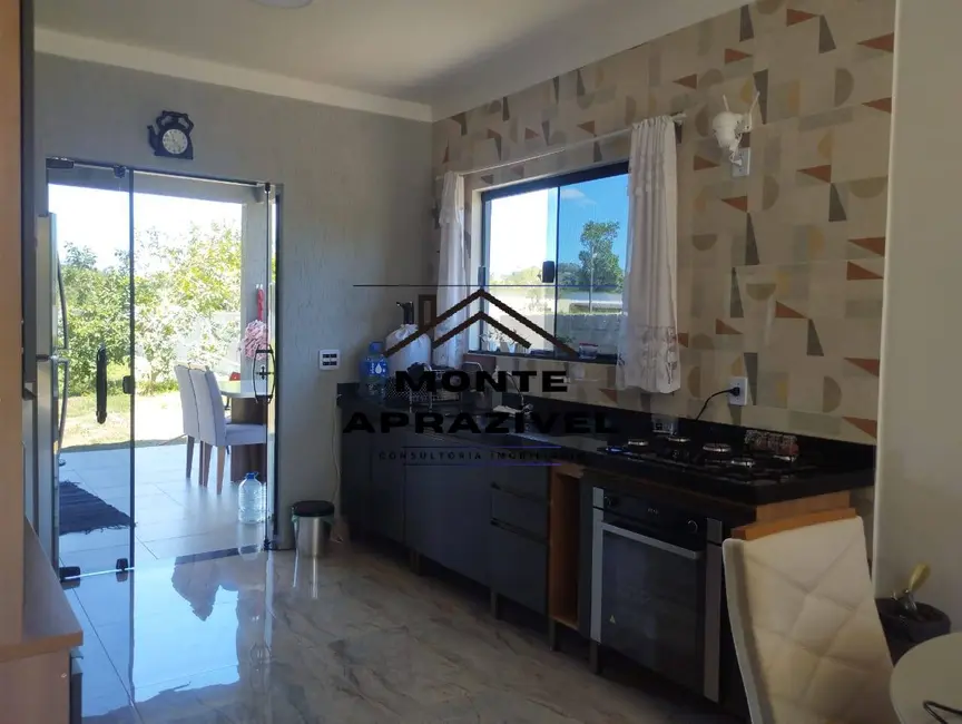 Chácara com 3 quartos à venda, 1500m2 em Estância Tijuco Preto, Suzano - SP - imagem 6 Foto 6 de Chácara com 3 quartos à venda, 1500m2 em Estância Tijuco Preto, Suzano - SP