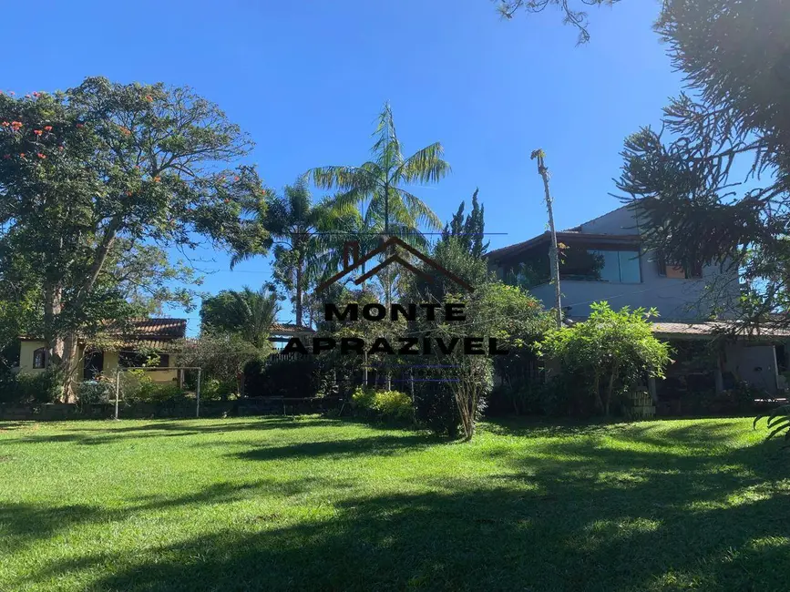 Chácara com 5 quartos à venda, 5000m2 em Chácaras Duchen, Suzano - SP - imagem 4 Foto 4 de Chácara com 5 quartos à venda, 5000m2 em Chácaras Duchen, Suzano - SP