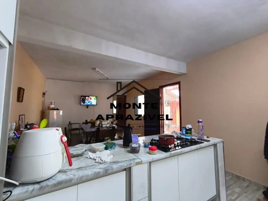 Chácara com 2 quartos à venda, 2500m2 em Itrapoá, Ribeirao Pires - SP - imagem 4 Foto 4 de Chácara com 2 quartos à venda, 2500m2 em Itrapoá, Ribeirao Pires - SP